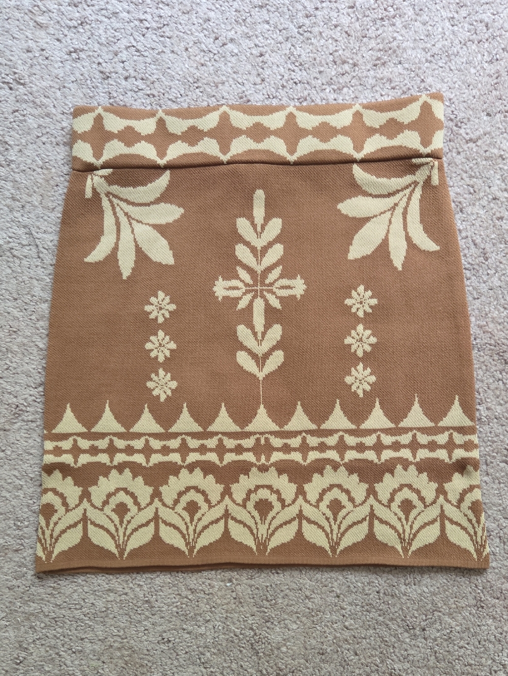 *NWT* Misa Los Angeles Brown and Cream Jacquard Knit Mini Skirt